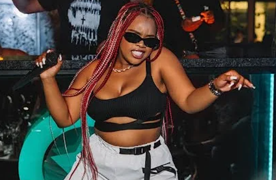 Boohle & Tee Jay – Qobolwakho ft. Magudulela & Le Sax