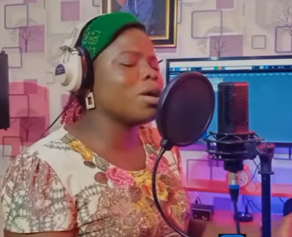 Blessing Udoeze - Chim Oma