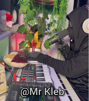 Mr Kleb – Mr Pampas