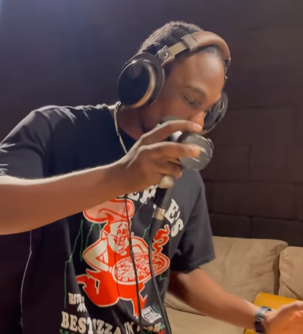 Sean Tizzle - 24k Pure Gold Ft L.A.X