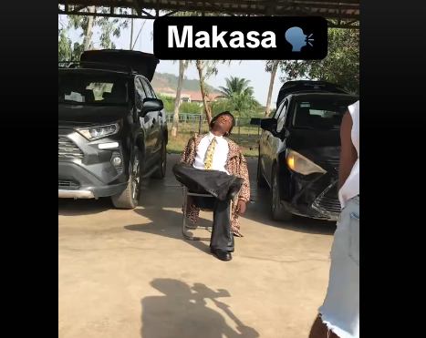 Holyrina - Makasa