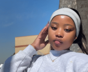 Naledi Aphiwe – Buya Ekhaya Ft. Mawelele